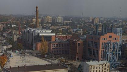 C’est à Lodz, ancienne cité du textile surnommée autrefois «
Le Manchester polonais
», que le groupe Whirlpool a décidé de transférer la production de sèche-linge de l’usine amiénoise.